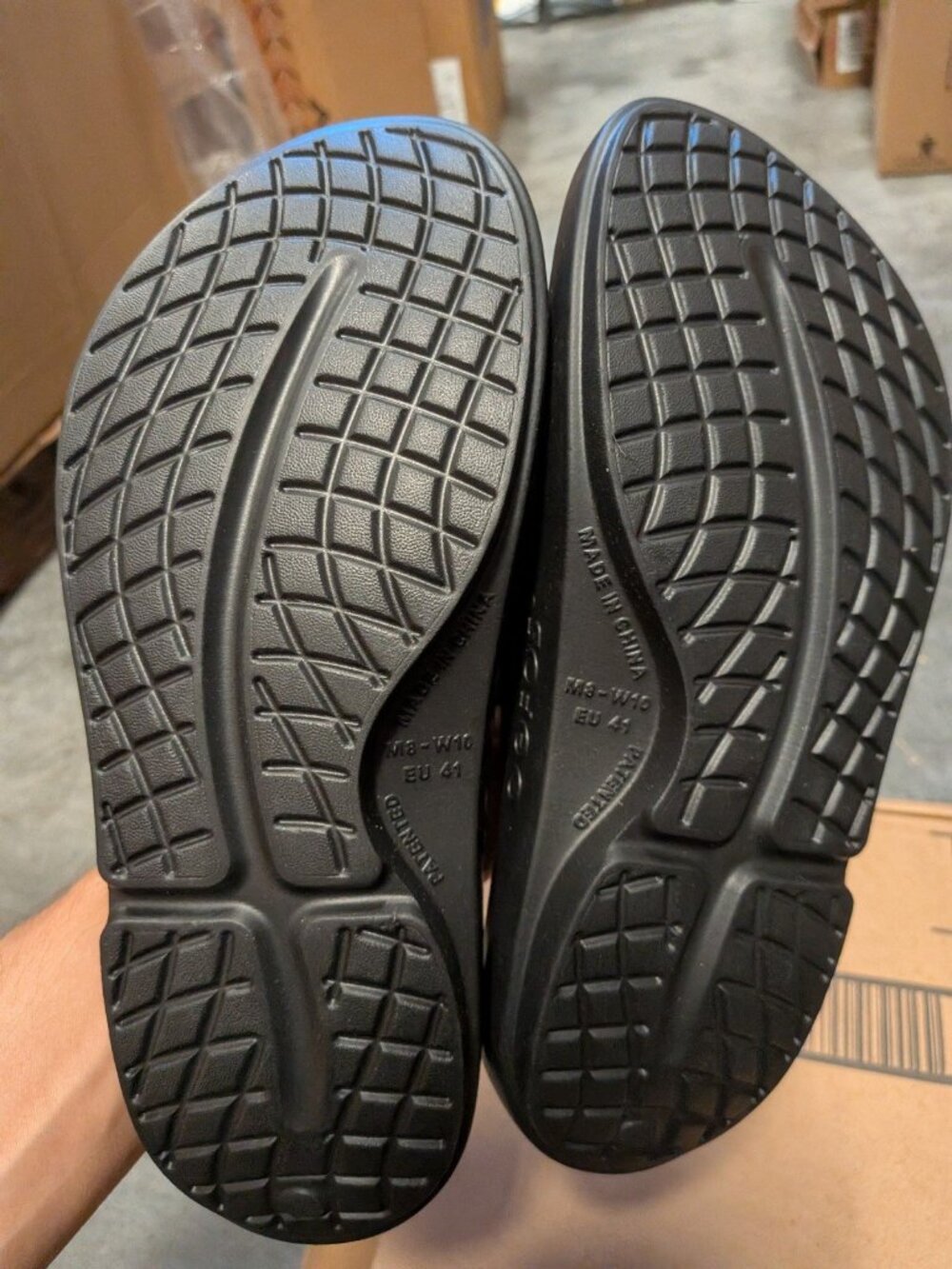 Oofos Ooahh Black Recovery Slides Sandals Womens Size 10 Mens Size 8 Sport - Picture 4 of 6